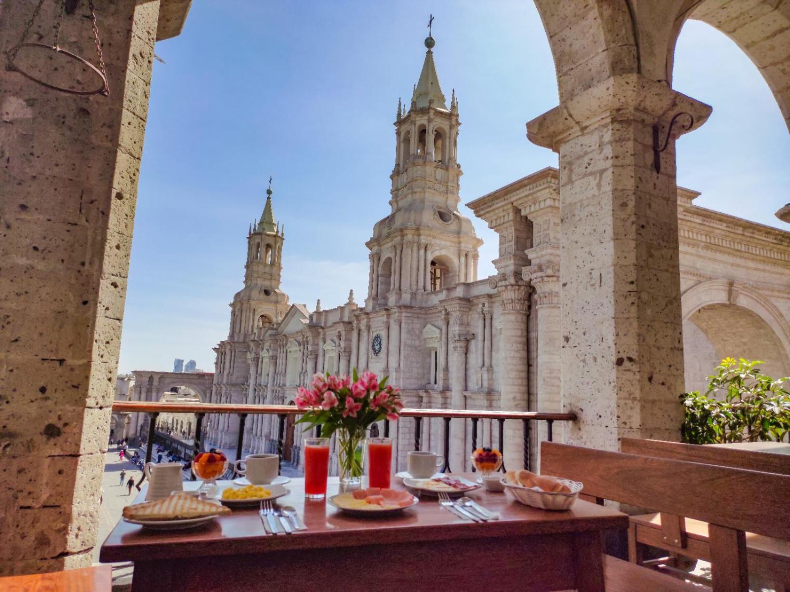Arequipa Suite Plaza Hotel Екстер'єр фото